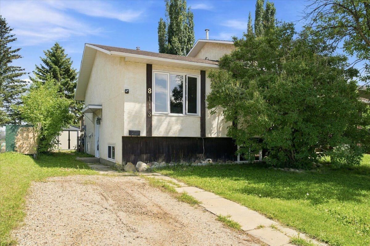Property Photo: 8113 94 Street AB T8V 5R4