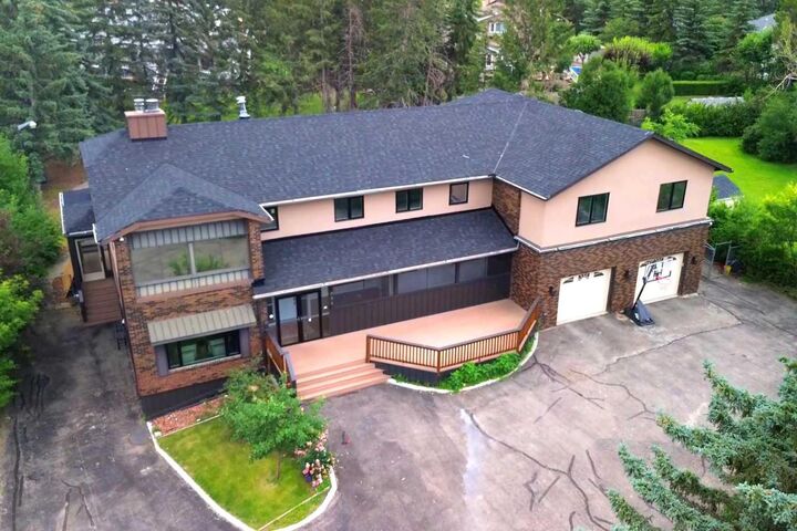 884 East Chestermere Drive — photo 1
