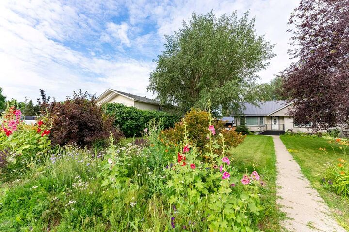 Property Photo: 2010 20 Street AB T1M 1E7