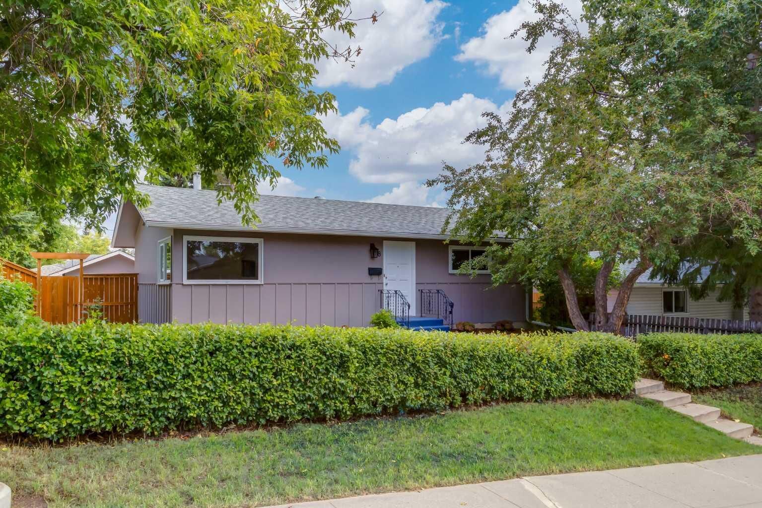 Property Photo: 8 Hazelwood Crescent SW AB T2M 2B2