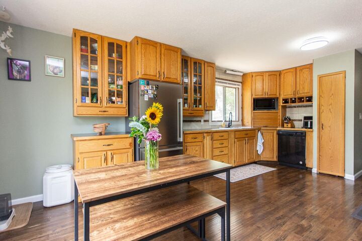 Property Photo: 6308 61 Avenue AB T4N 5R8