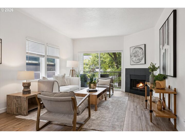 Property Photo:  1441 SW Clay St 210  OR 97201 