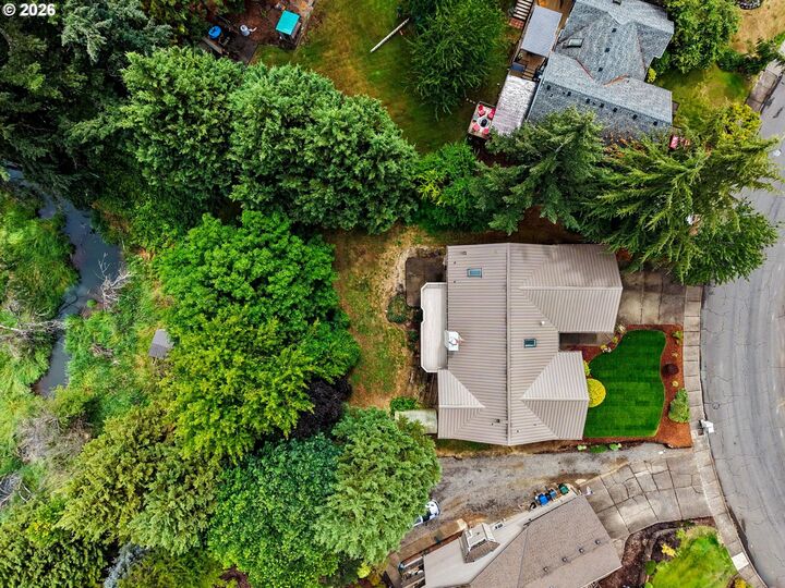 Property Photo: 1759 Sunburst Ter OR 97304