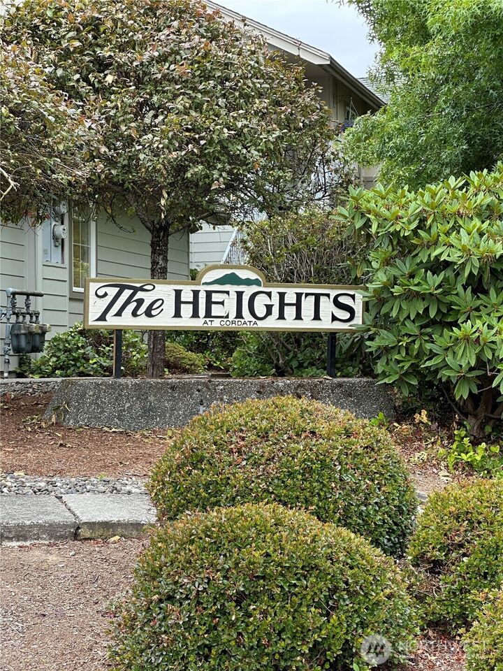 Property Photo:  523 W Kellogg Road  WA 98226 