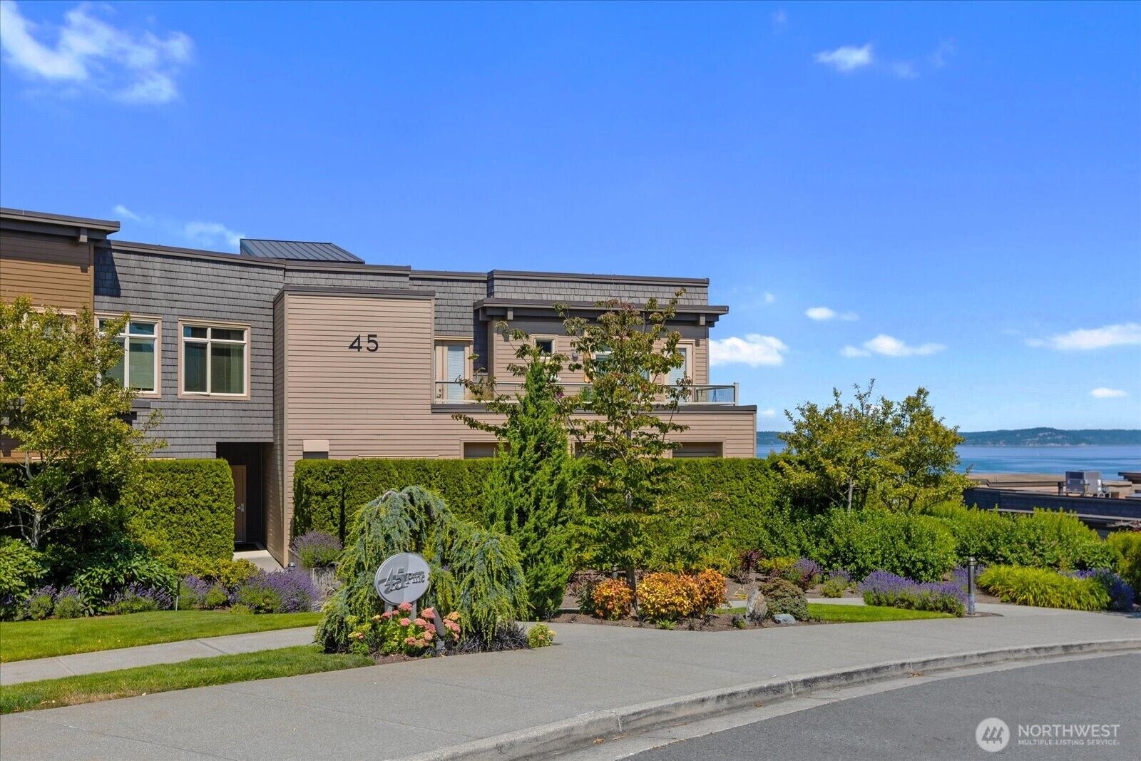 Property Photo: 45 Pine Street 101 WA 98020