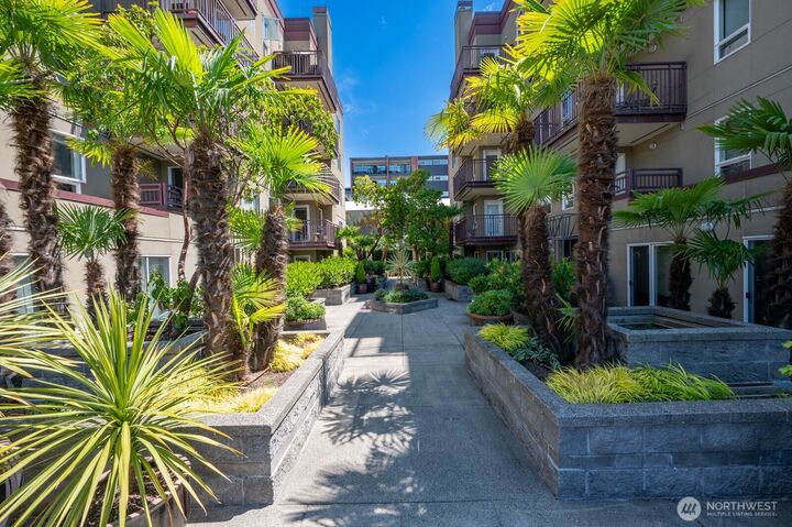 Property Photo:  1711 E Olive Way 305  WA 98102 