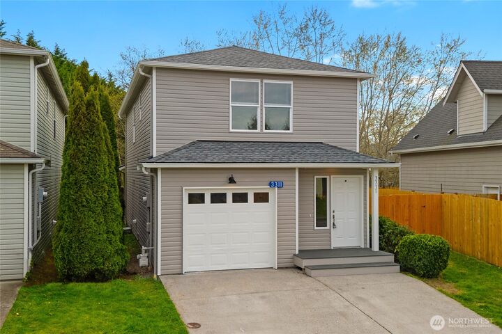 Property Photo:  3311  Arbor Street  WA 98273 