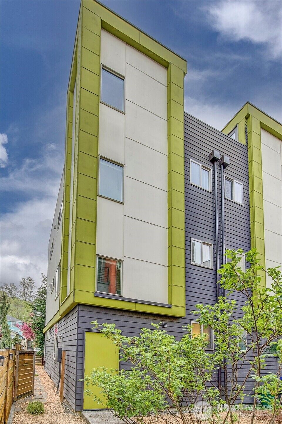Property Photo: 4809 Delridge Way SW A WA 98106