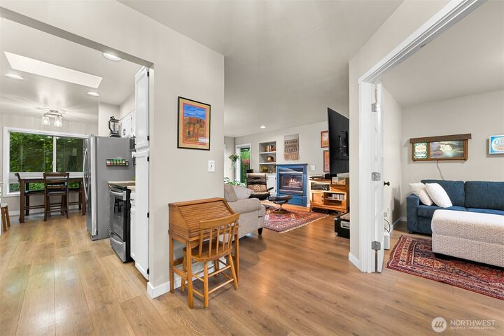 Property Photo: 4878 N Village Lane A WA 98226