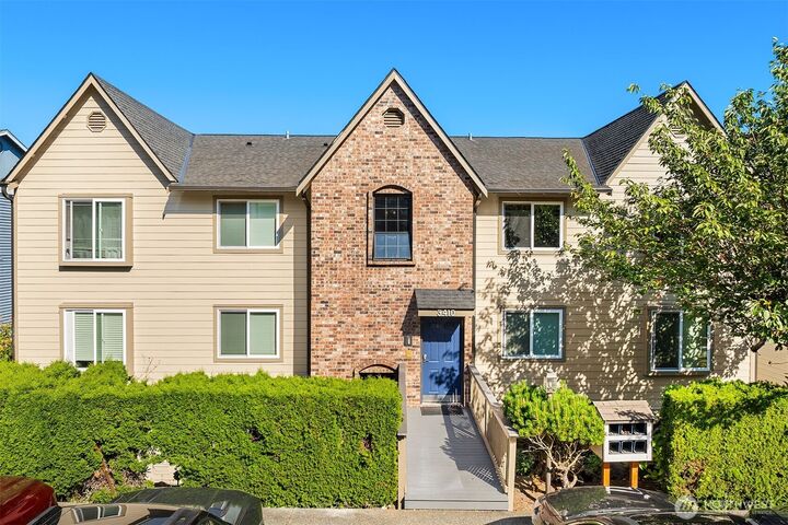 Property Photo: 3410 161st Court E 32 WA 98008