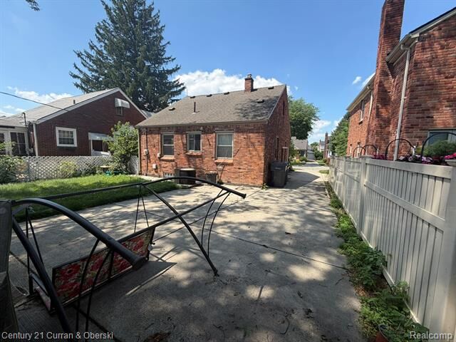 Property Photo: 22905 Sheridan Street MI 48128