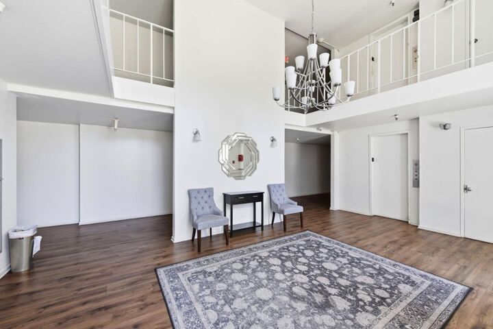Property Photo:  1943 Mount Vernon Court 103  CA 94040 