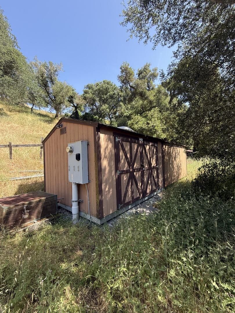 Property Photo:  10900 Watsonville Road  CA 95020 