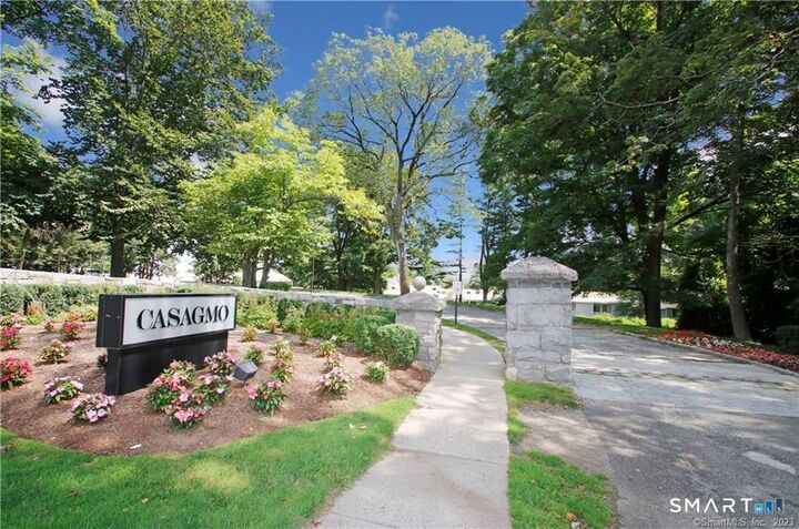 Property Photo:  48 Lawson Lane 48  CT 06877 