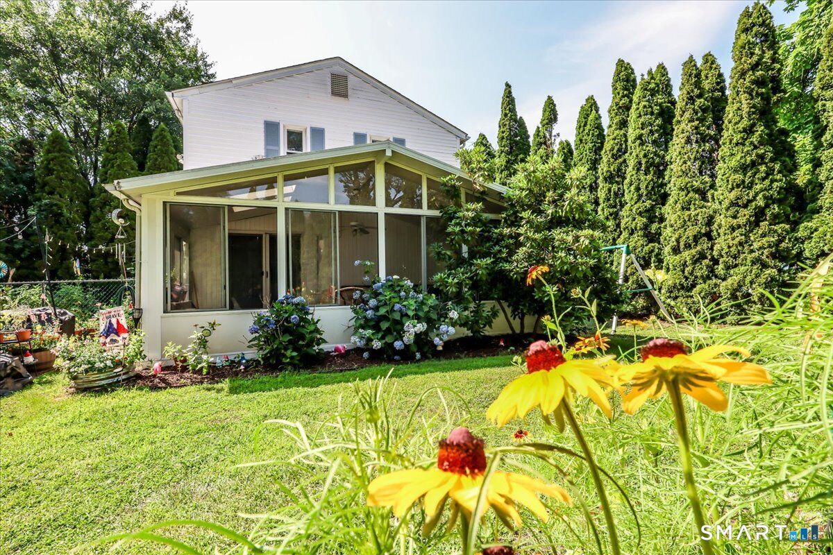 Property Photo:  61 Fisher Court  CT 06614 