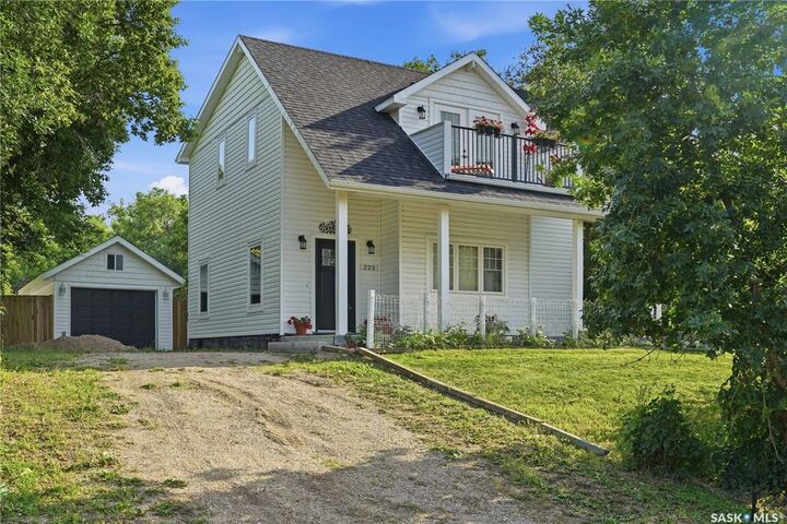 Property Photo: 223 Green Avenue SK S0G 4C0