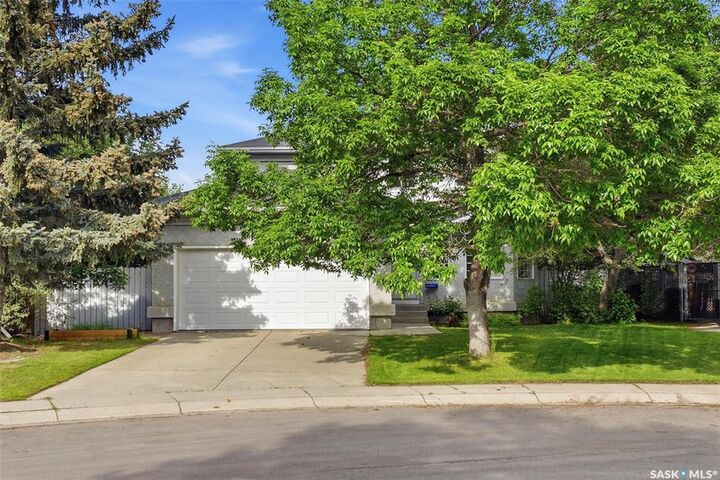 Property Photo: 331 Steiger Way SK S7N 4K2