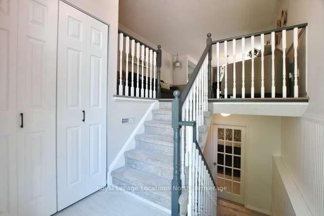 Property Photo:  83 Fernbrook Drive  ON L9Z 1G5 