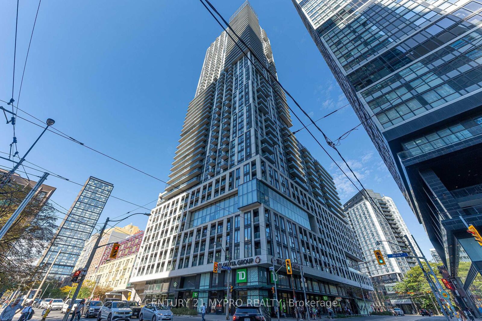 Property Photo:  251 Jarvis Street 735  ON M5B 0C3 