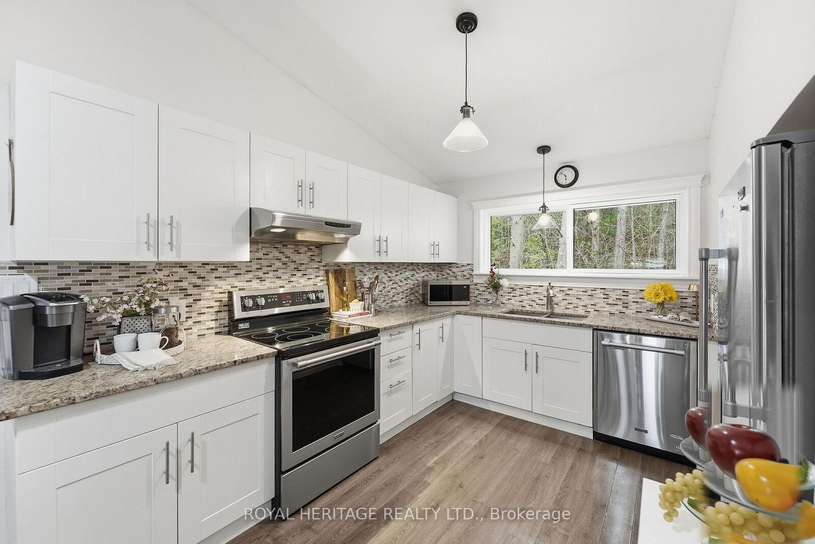 Property Photo:  30 Stockdale Road  ON K8V 5P6 
