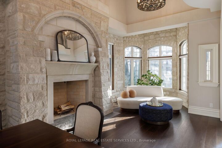 Property Photo: 1165 Garden Road ON L5H 3J5