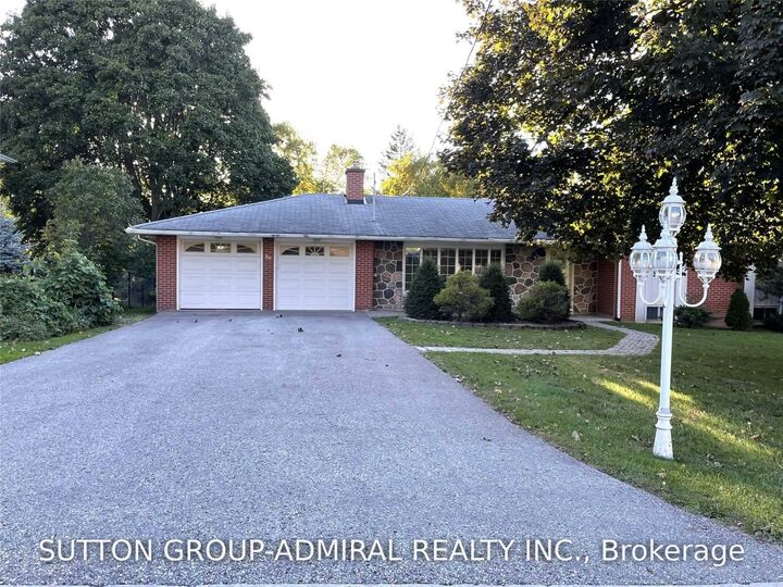 Property Photo: 86 Hamilton Drive ON L3Y 3E8
