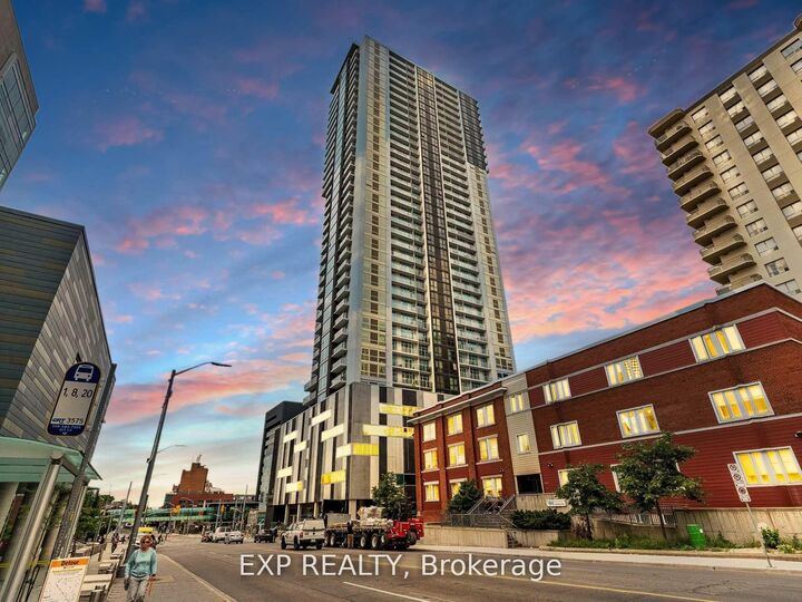 60 Frederick Street N 1010 — photo 1
