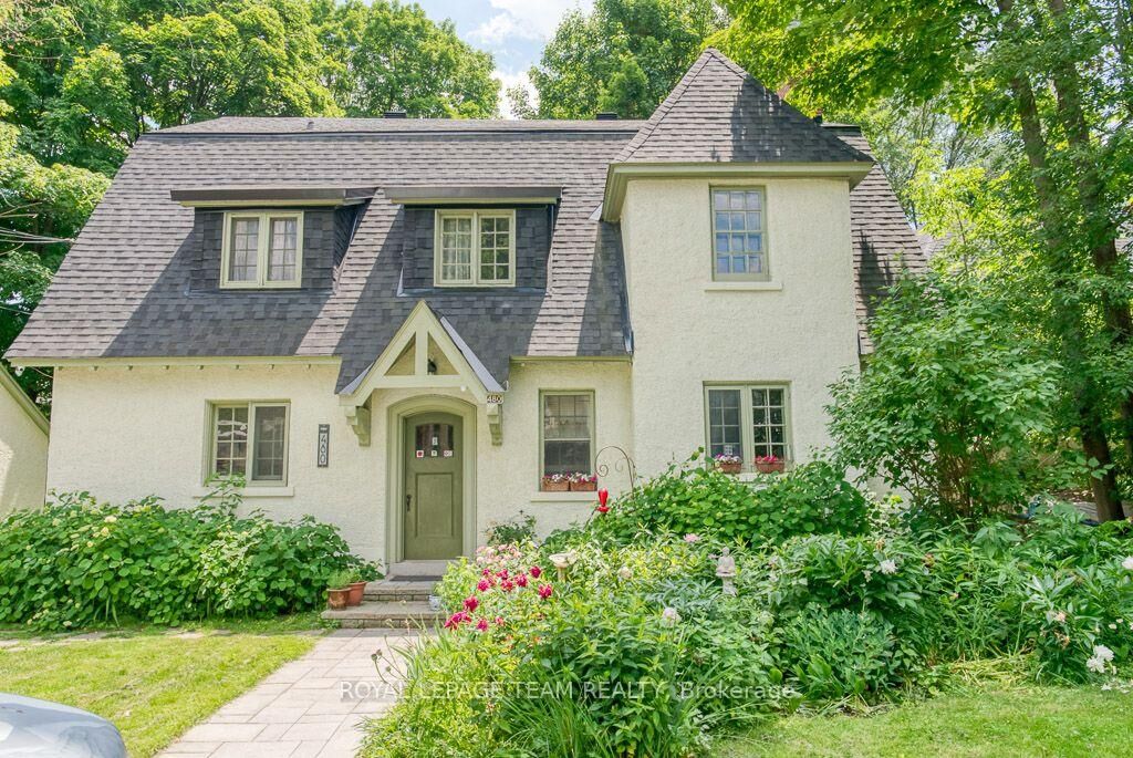 Property Photo: 480 Oakhill Road ON K1M 1J6