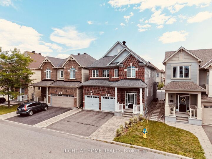 Property Photo: 209 Rivertree Street ON K2M 0J4