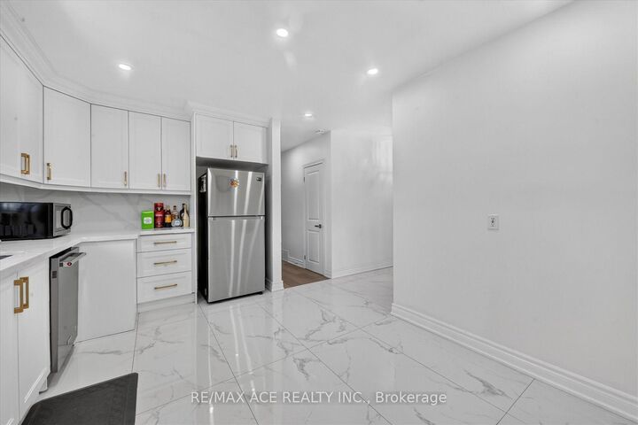 Property Photo: 60 Chillery Avenue ON M1K 4S9