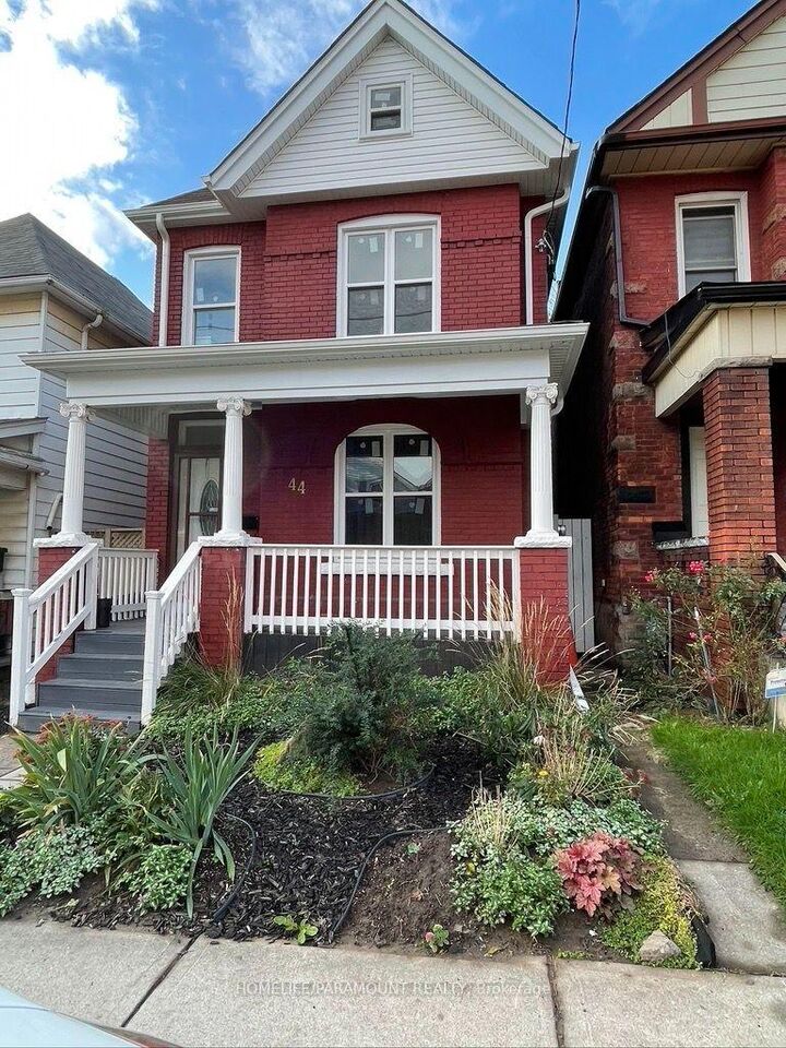 44 Bristol Street — photo 1