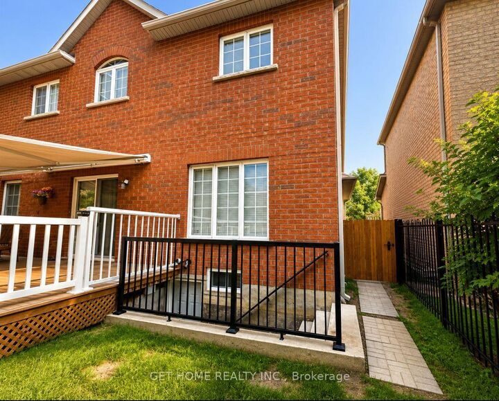 Photo de la propriété: 18 Dewsbury Way #Bsmt ON L8E 6C2