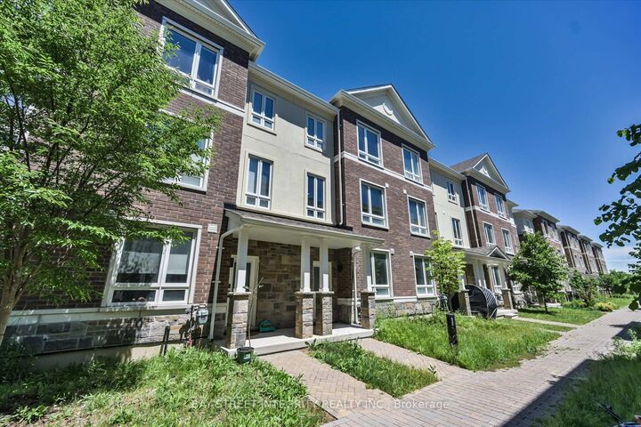 23 Chicago Lane — photo 1