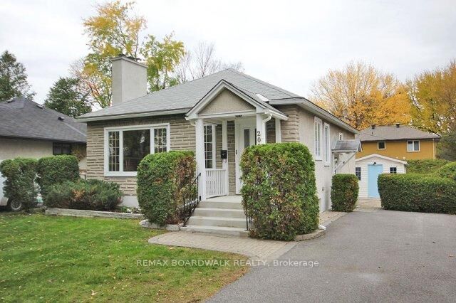Property Photo: 209 Knox Crescent ON K1G 0K6