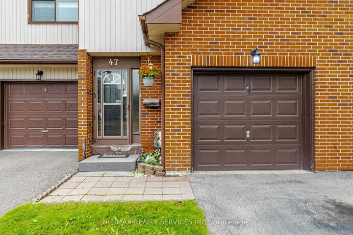Photo de la propriété:  47 Dawson Crescent  ON L6V 3M5 
