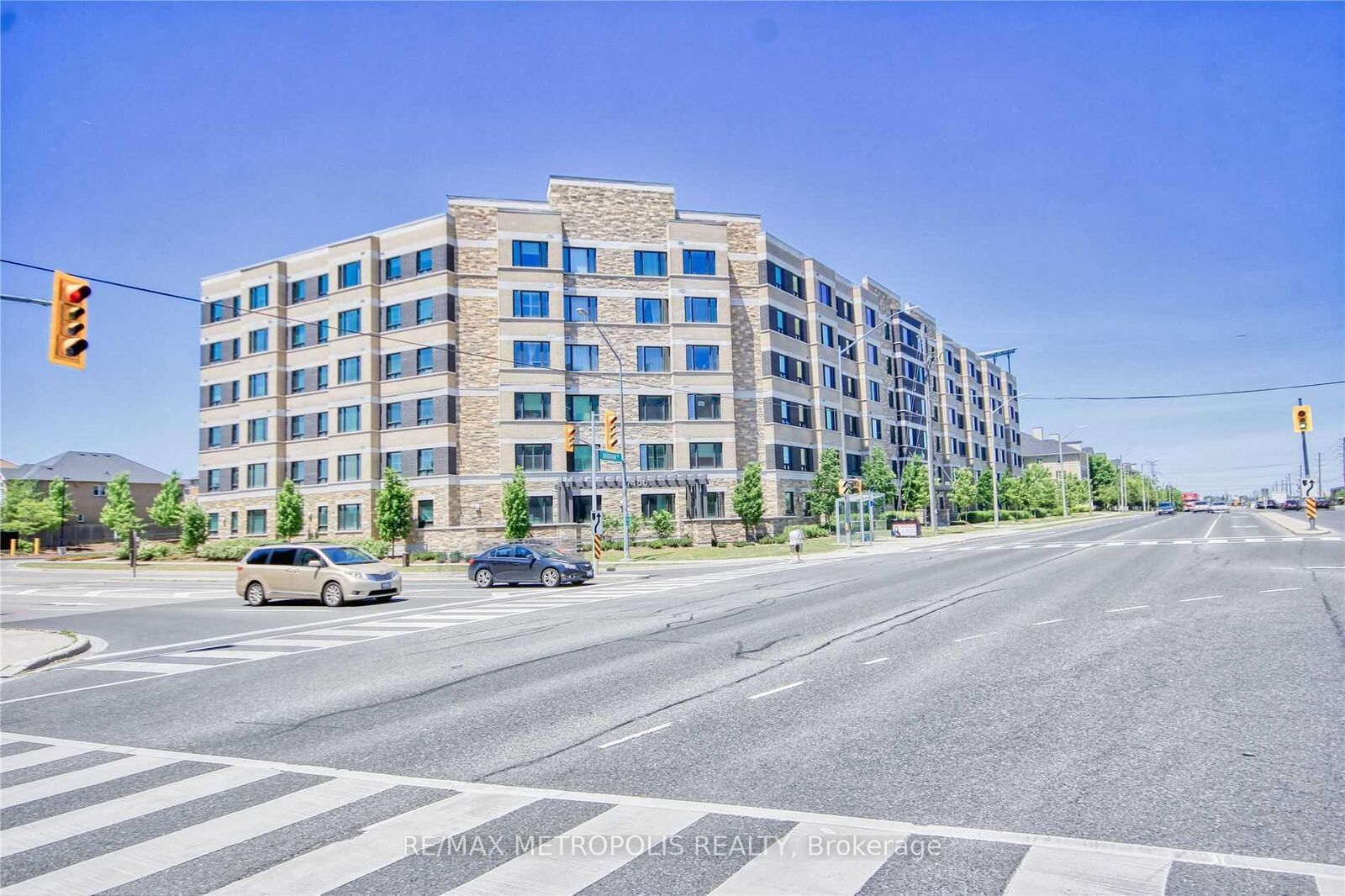 Property Photo:  7400 Markham Road 623  ON L3S 0B5 