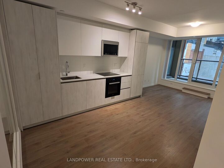 Property Photo:  400 King Street W 510  ON M5V 1K2 