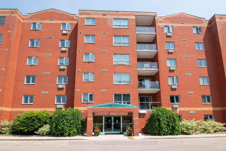 77 Baseline Road 405 — photo 1