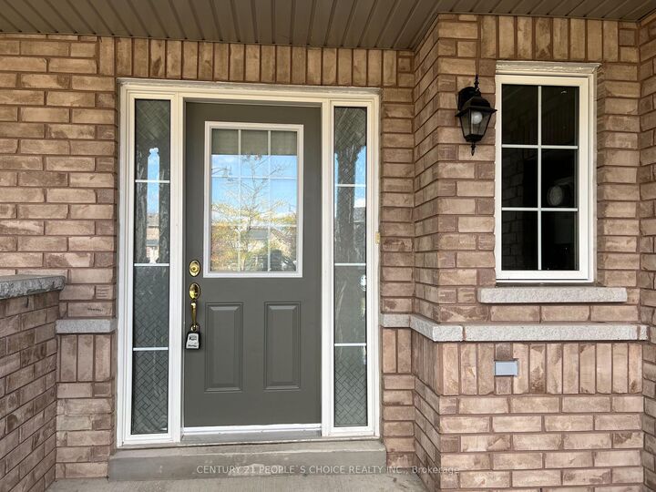 Photo de la propriété: 88 Delport Close ON L6P 3T1