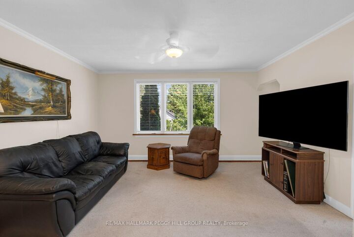 Property Photo: 171 Codrington Street ON L4M 1R9