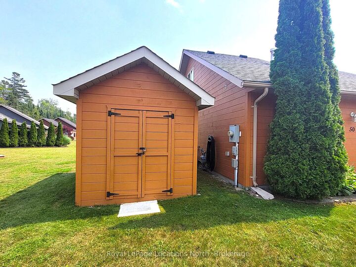 Property Photo: 50 Cabin Crescent ON L9Z 1X7