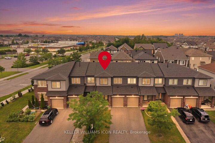 Property Photo:  948 Kilbirnie Drive  ON K2J 6G2 