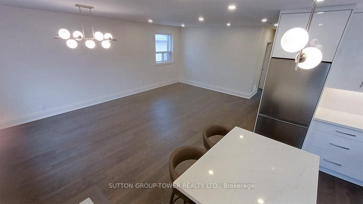 Property Photo: 59 Dalbeattie Avenue ON M9N 2Y6