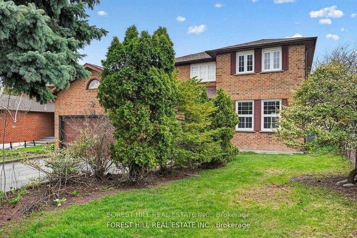 Property Photo: 20 Elston Court ON L4C 8A5