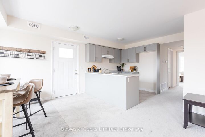 Property Photo: 48 Maple Avenue 201 ON K0L 2V0