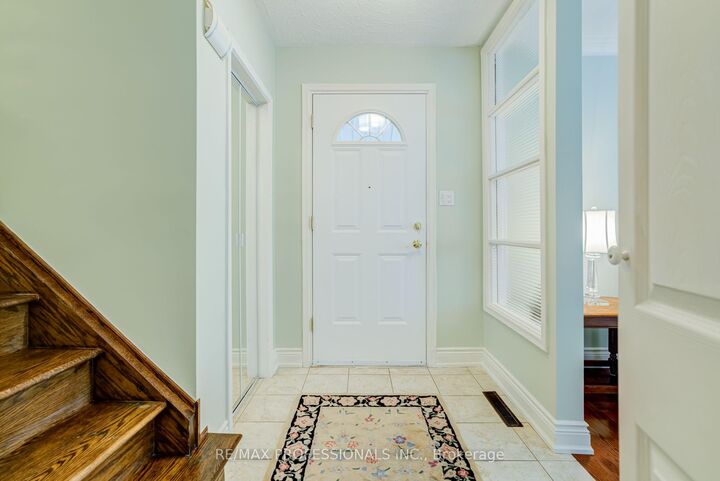 Property Photo:  48 Genthorn Avenue  ON M9W 2S9 