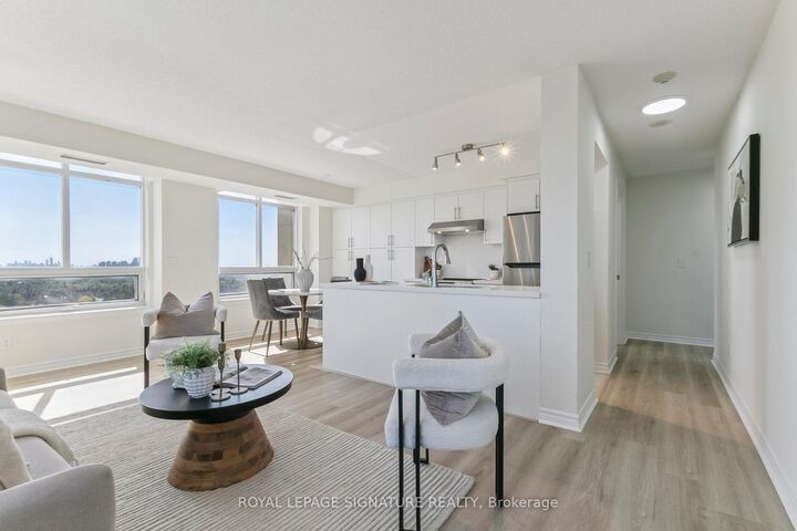 Property Photo: 18 Kenaston Gardens 1307 ON M2K 3C7
