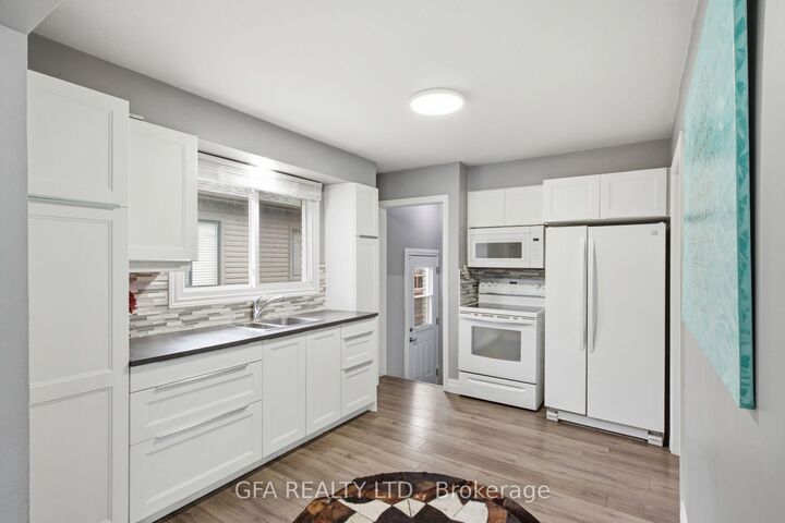 Property Photo:  13 Mercer Road  ON N1R 5A6 