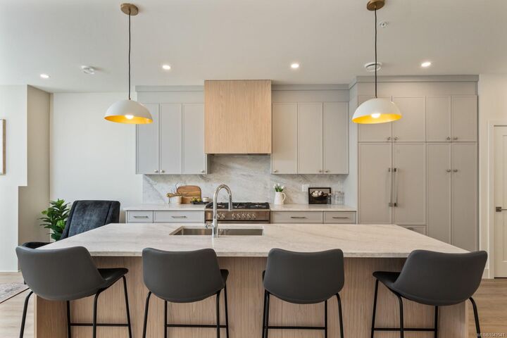 Property Photo: 2770 Vantilburg Cres #209 BC V9B 3K4