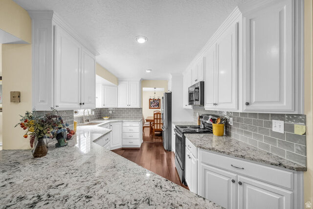 Property Photo:  6653 S Guntherwoods Ln  UT 84121 